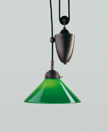 Berliner MessinglampenZugpendelleuchte Brasserie mit Gegengewicht