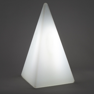 Standleuchte Pyramide von EPSTEIN Design Leuchten