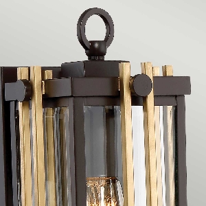 Serie GOLDENROD VON ELSTEAD von Elstead von Elstead Goldenrod 1 Licht kleine Wandlaterne - Western Bronze QZ-GOLDENROD2-S