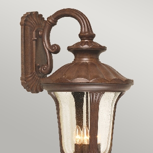 Serie CHICAGO VON ELSTEAD von Elstead von Elstead Chicago 4 Light Large Down Wandlaterne - Rostige Bronze Patina CC2-L