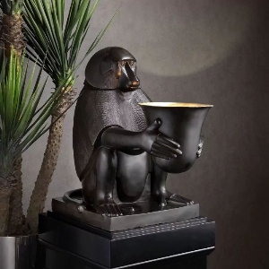 Eichholtz  für den Flur von Eichholtz ART DECO MONKEY Tischleuchte 106931