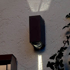 Elstead Agner 2 Licht Wandleuchte - Graphit AGNER-2W