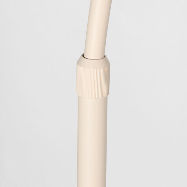 Bogenlampe Breeza-Beache  der Firma Steinhauer