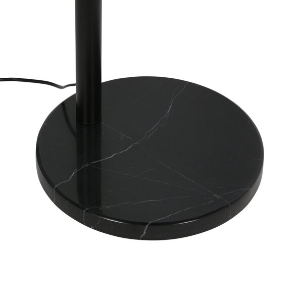 Stehleuchte Vloerl der Firma Steinhauer