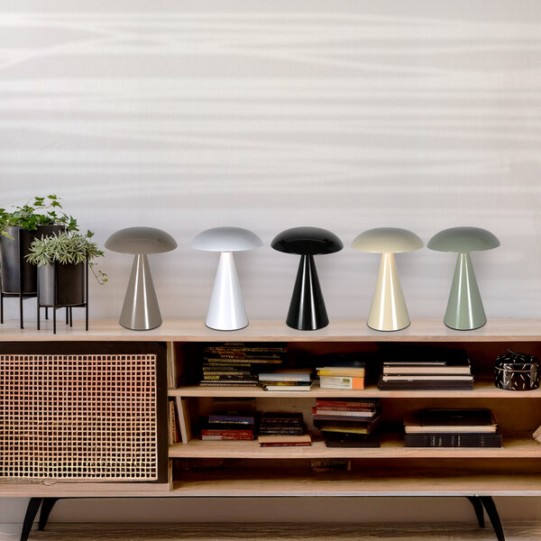 Tischleuchte AN Tafell der Firma Steinhauer