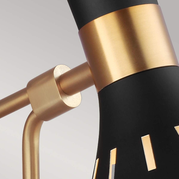 Joan 1 leichte Wandleuchte - Mitternachtsschwarz / Brüniertes Messing der Firma Elstead