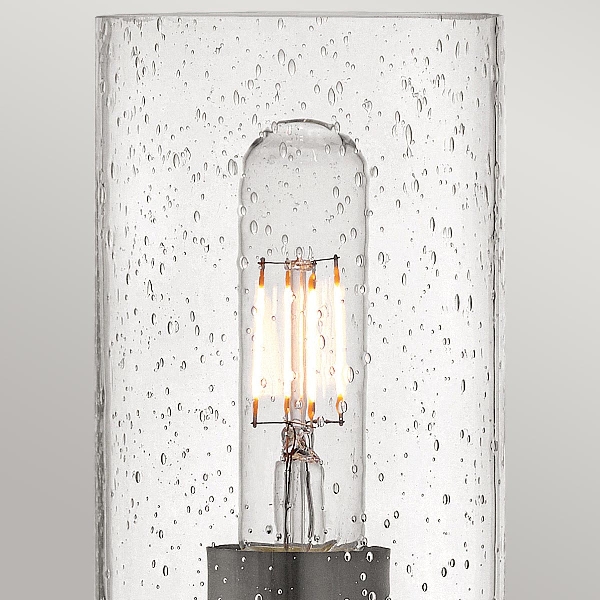 Collier 1 lt Wandleuchte mit klarem, gesättigtem Glas. - Schwarzes Oxid der Firma Elstead