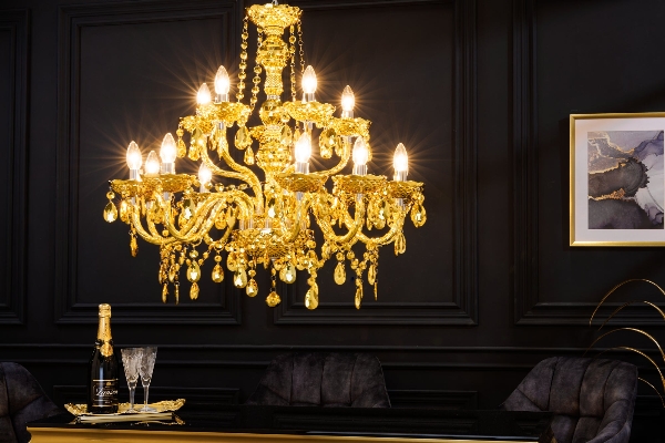 Kronleuchter DIAMONDS 15-armig der Firma Casa Élite