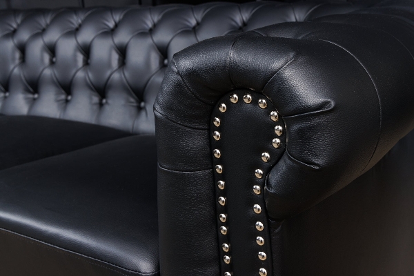 Sofa CHESTERFIELD 3-Sitzer aus Kunstleder in Antik-Optik schwarz der Firma Casa Élite