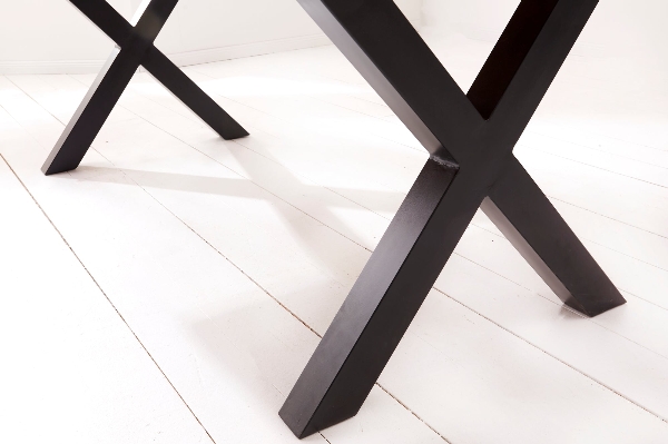 Esstisch AMAZONAS X-Beine der Firma Casa Élite