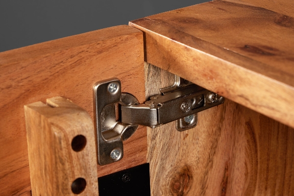 TV-Board AMAZONAS hängend  der Firma Casa Élite