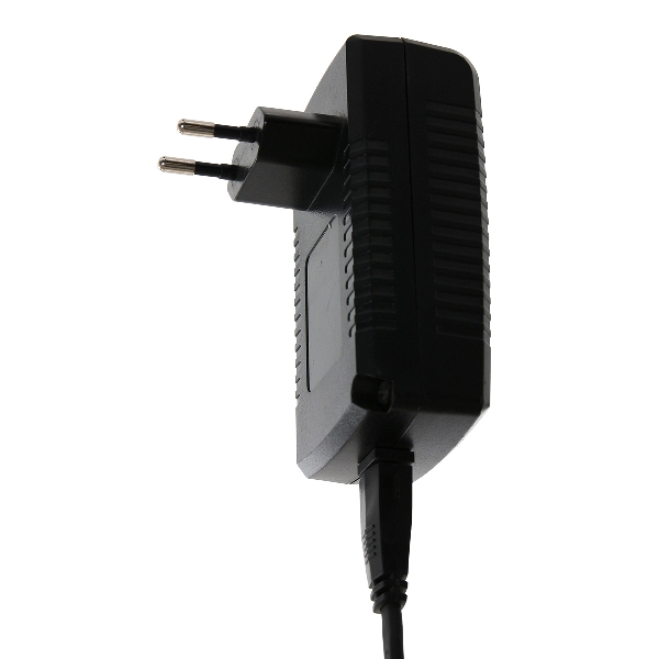 Stehleuchte Zenith der Firma Steinhauer