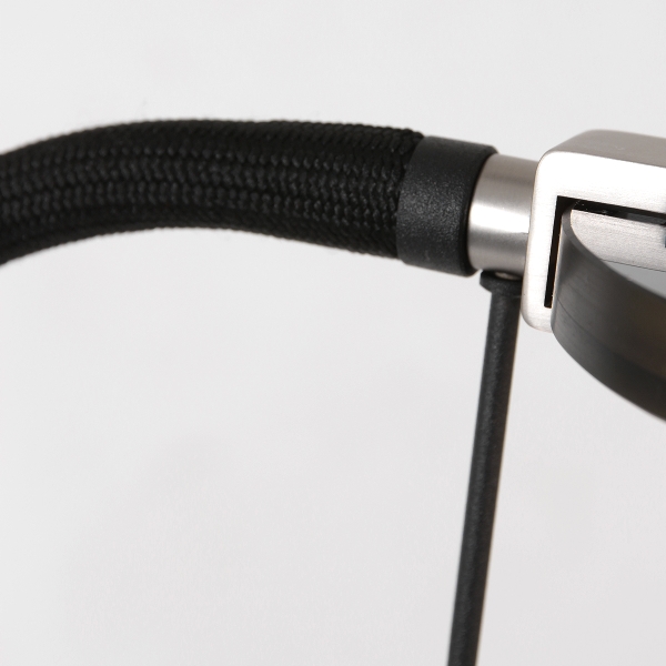 Stehleuchte Turound der Firma Steinhauer