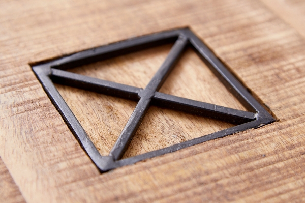 Couchtisch IRON CRAFT  der Firma Casa Élite