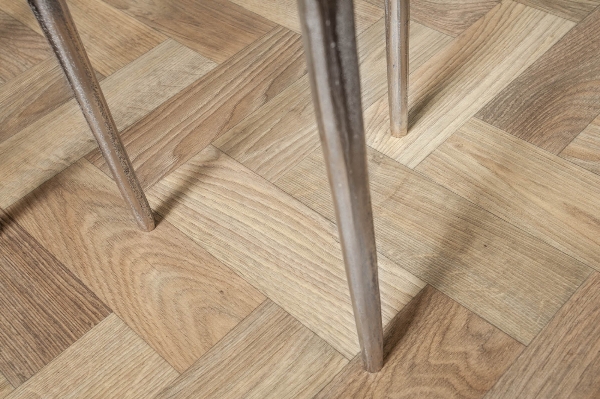 Beistelltisch ABSTRACT der Firma Casa Élite