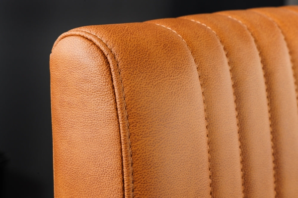 Freischwinger BIG ASTON der Firma Casa Élite