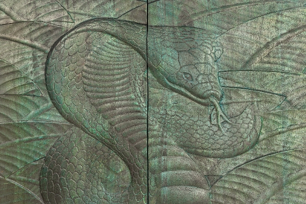 Highboard SNAKE der Firma Casa Élite