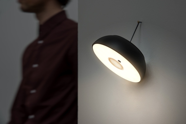 Akku-Hängeleuchte Float der Firma AXO Light