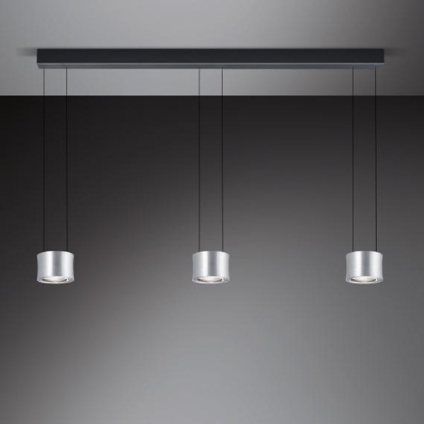 LED-Pendelleuchte Impulse flex 3 flammig der Firma BANKAMP Leuchtenmanufaktur