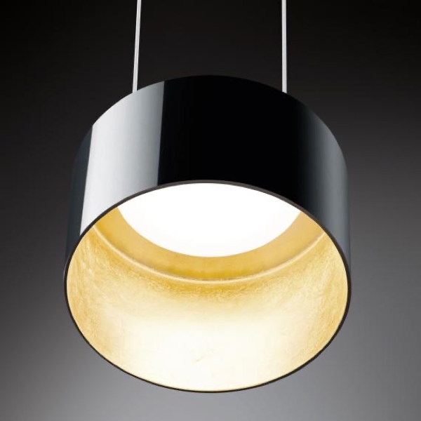 LED-Pendelleuchte Grand Luce Elevata flex 3 flammig der Firma BANKAMP Leuchtenmanufaktur