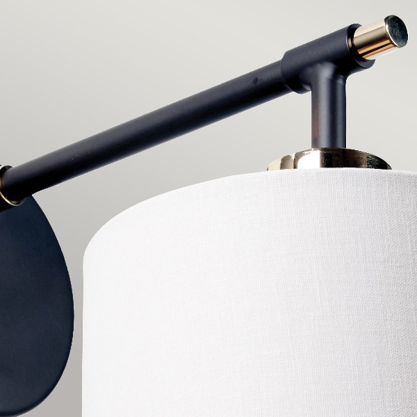 Wandleuchte Balance der Firma Elstead
