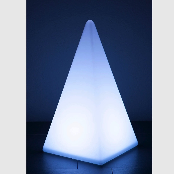 Akkuleuchte Pyramide der Firma EPSTEIN Design Leuchten
