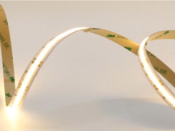LED Flex Stripe mit 504 LEDs/m, CR>90 der Firma KGP Electronics GmbH